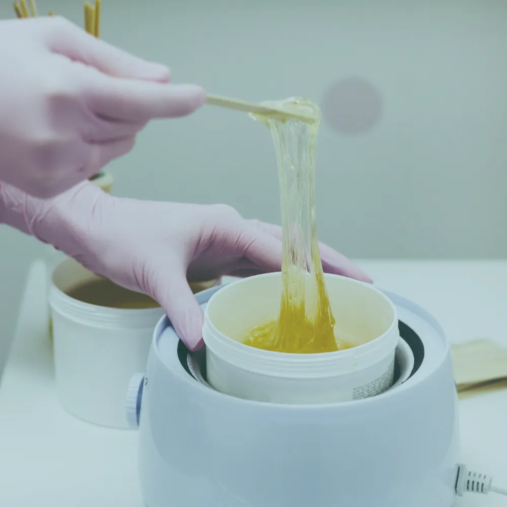 Epilazione professionale con cera